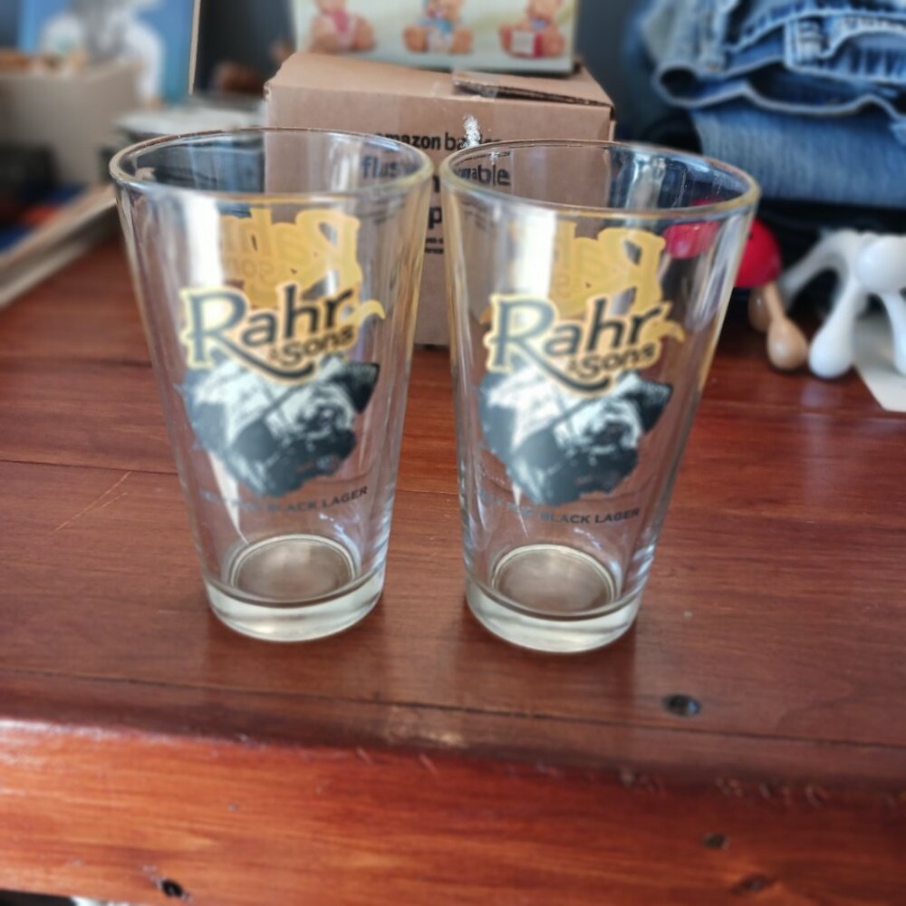 Rahr &  Sonss pint glass Ugly Pug (pair)
